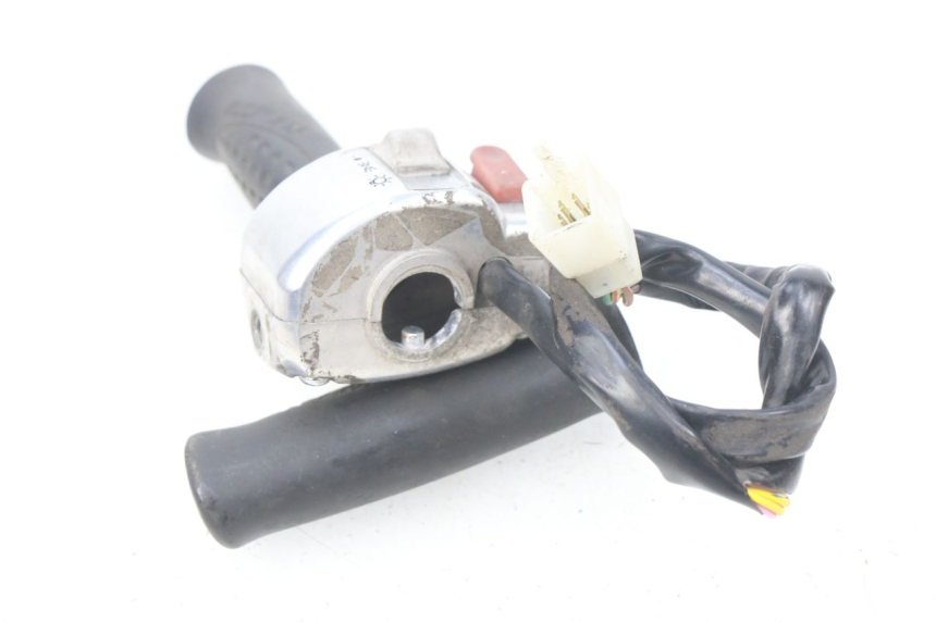 photo de RECHTS SCHALTER KYMCO SENTO 50 (2008 - 2013) - Alternative Perspektive