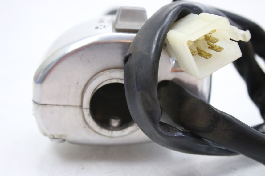 photo de RECHTER LENKERHEBEL KYMCO SENTO 100 (2008 - 2013) - Details der Befestigungspunkte