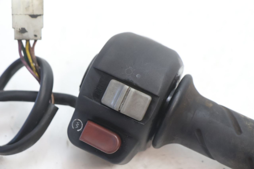 photo de RECHTER LENKERHEBEL PEUGEOT SPEEDFIGHT LC 50 (1996 - 2002) - Detailansicht des Bauteils