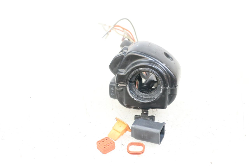 photo de RECHTS SCHALTER HARLEY DAVIDSON SPORTSTER XL CUSTOM 1200 (2003 - 2004) - Alternative Perspektive