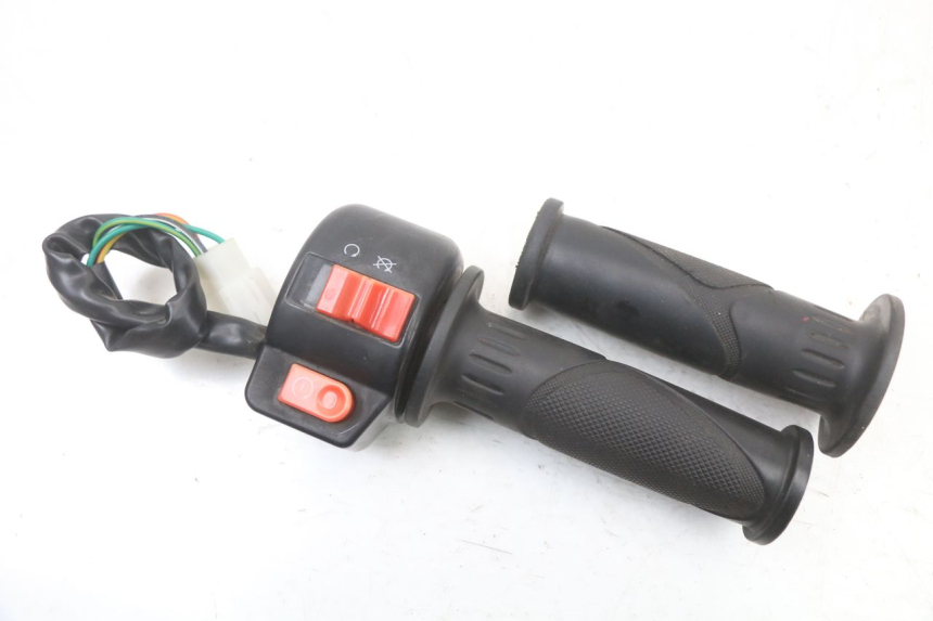 photo de  VASTRO STREET X 4T 50 (2016 - 2021) - Hauptansicht