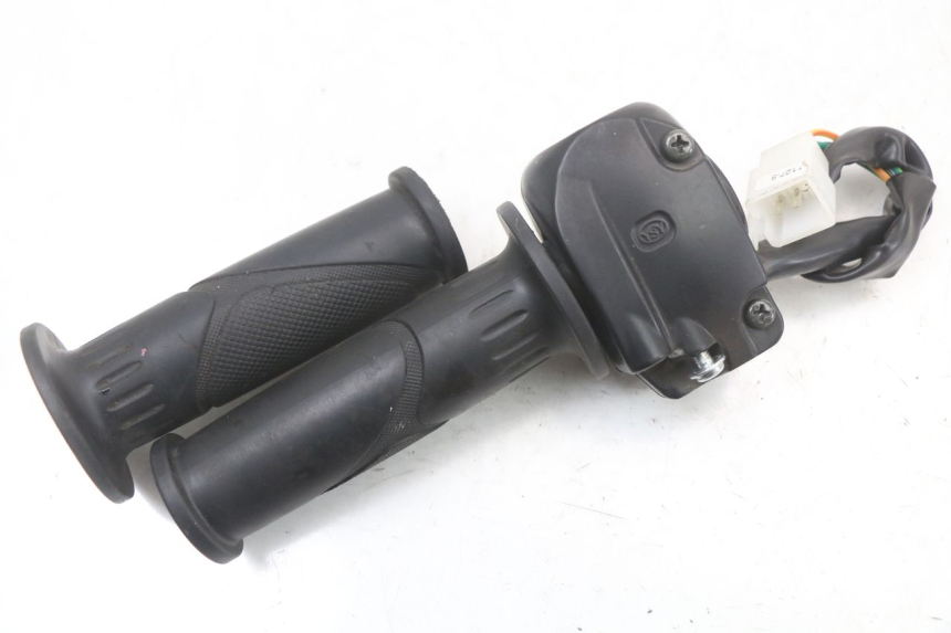 photo de  VASTRO STREET X 4T 50 (2016 - 2021) - Alternative Perspektive