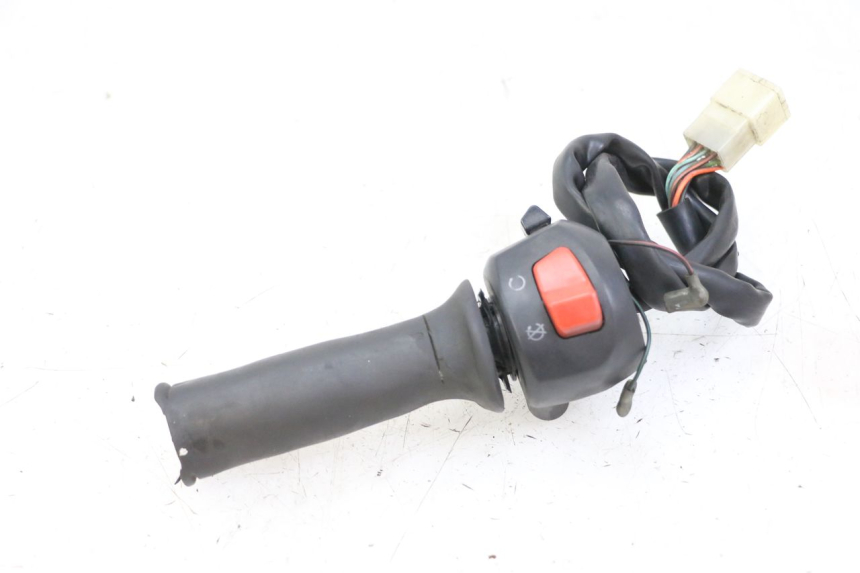 photo de RECHTS SCHALTER SUZUKI BURGMAN 125 (2015 - 2017) - Oberflächenzustand und Material