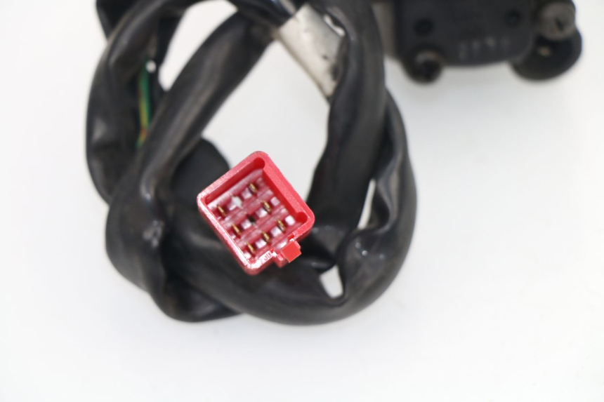 photo de RECHTS SCHALTER SYM GTS 250 (2005 - 2008) - Technische Nahaufnahme