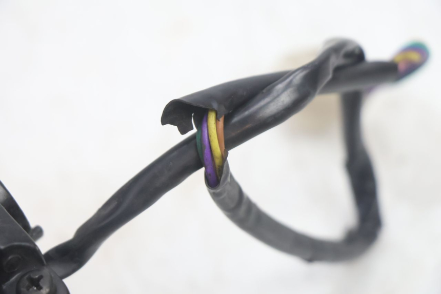photo de RECHTER LENKERHEBEL PEUGEOT TREKKER 50 (1995 - 2004) - Oberflächenzustand und Material