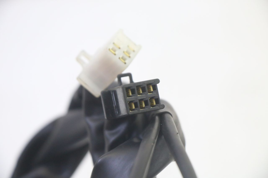 photo de RECHTS SCHALTER YAMAHA TRICITY 300 (2020 - 2024) - Oberflächenzustand und Material