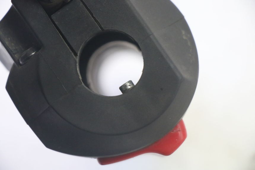 photo de RECHTS SCHALTER YAMAHA TZR 50 (2008 - 2016) - Gesamtansicht des Produkts