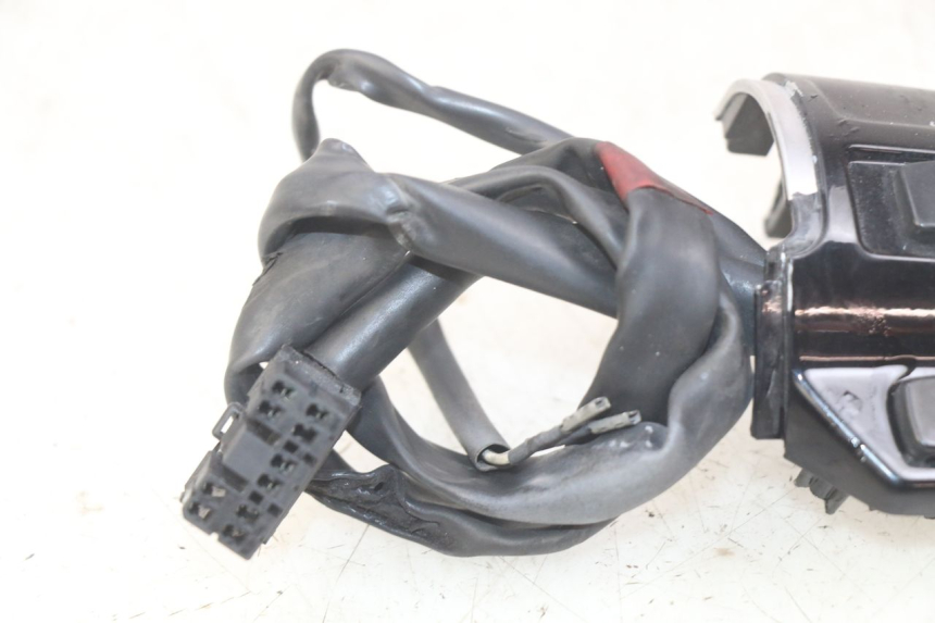 photo de RECHTER LENKERHEBEL PIAGGIO VESPA SPRINT 2T 50 (2014 - 2018) - Technische Nahaufnahme