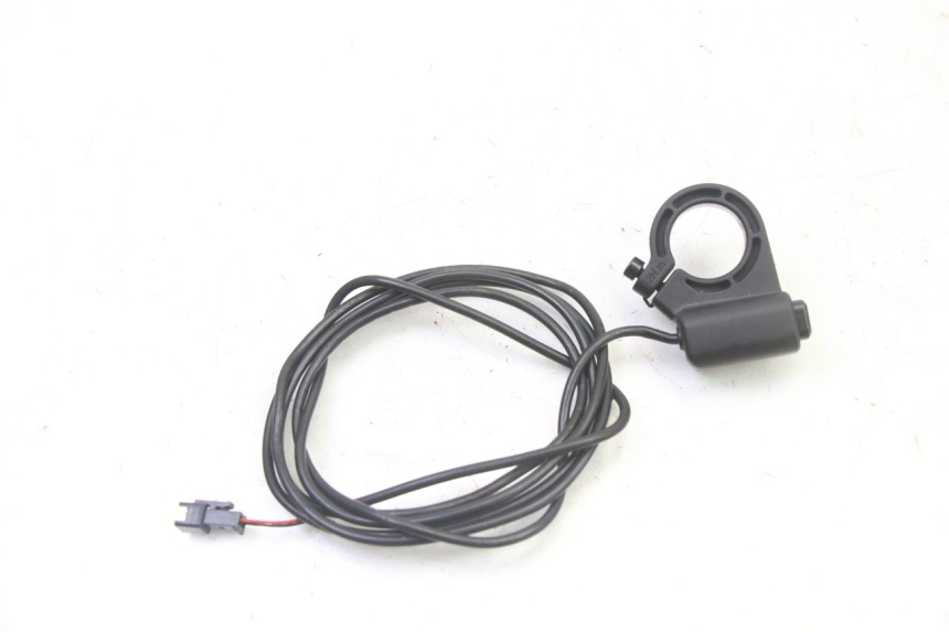 photo de RECHTSKOMPONENTE DUALTRON VICTOR LIMITED 1 - Zoom auf Gebrauchszustand