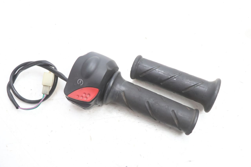 photo de RECHTER LENKERHEBEL PEUGEOT VIVACITY 50 (2004 - 2009) - Hauptansicht