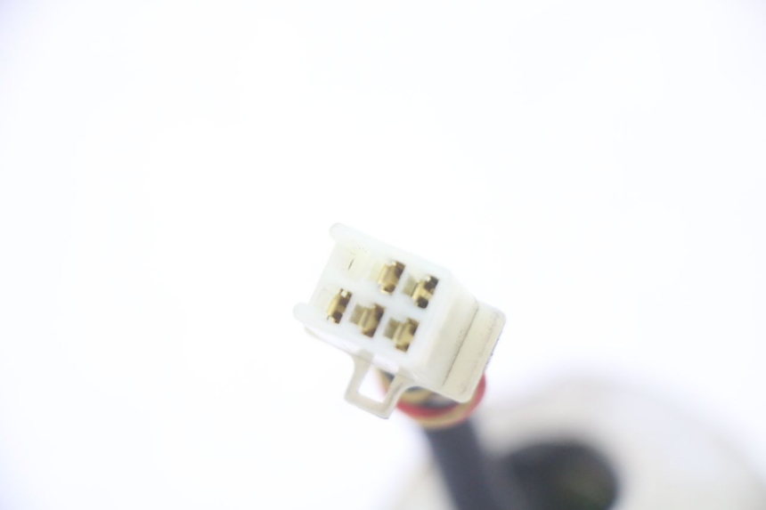 photo de RECHTS SCHALTER YAMAHA WHY 50 (1998 - 2000) - Geprüftes Gebrauchtteil