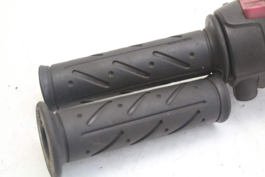 photo de RECHTS SCHALTER KYMCO X-CITING XCITING 400 (2014 - 2018) - Zoom auf Gebrauchszustand