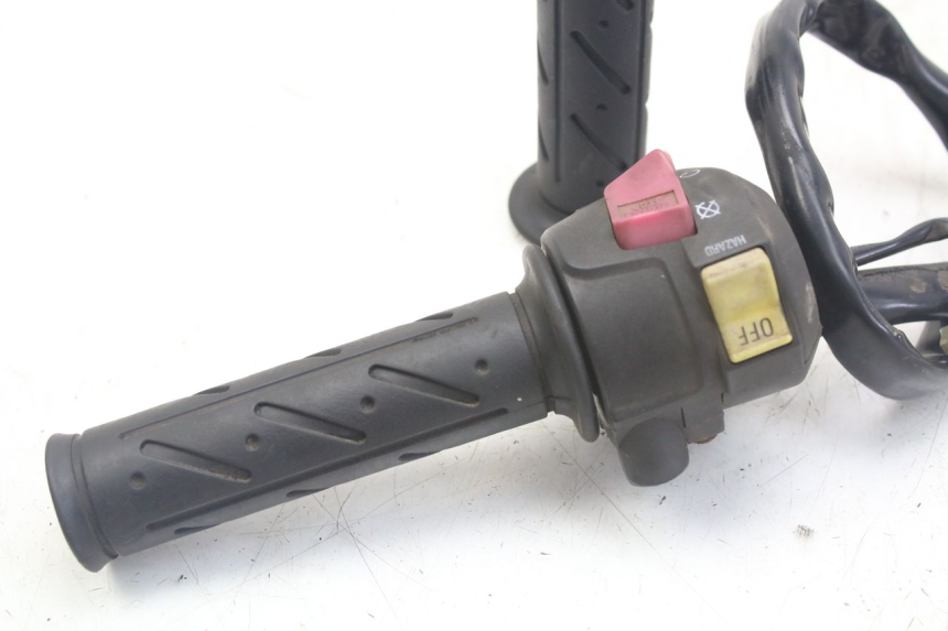 photo de RECHTS SCHALTER KYMCO X-CITING XCITING 400 (2014 - 2018) - Alternative Perspektive