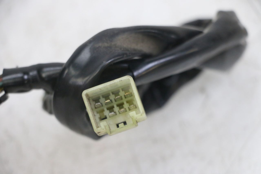 photo de RECHTER LENKERHEBEL YAMAHA X-MAX XMAX 125 (2010 - 2013) - Details der Befestigungspunkte