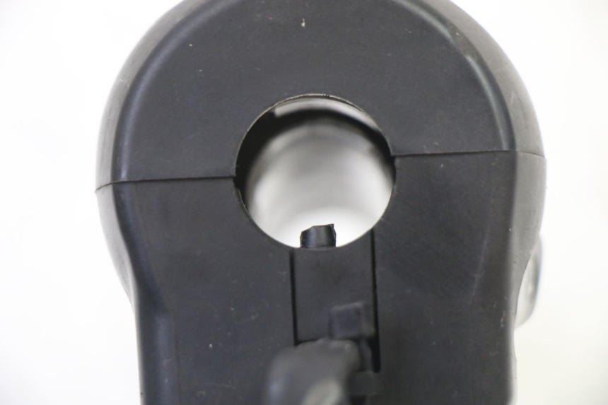 photo de RECHTS SCHALTER YAMAHA XJ6 ABS 600 (2008 - 2016) - Detailansicht des Bauteils