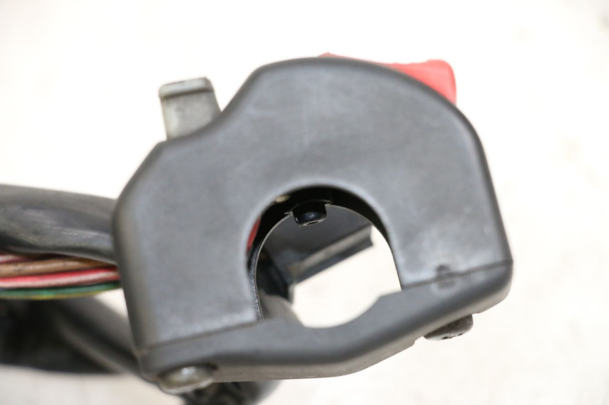 photo de RECHTS SCHALTER YAMAHA XJ600 XJ DIVERSION 600 (1992 - 1997) - Detailansicht des Bauteils