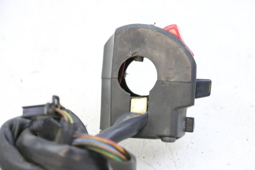 photo de RECHTS SCHALTER YAMAHA XJN DIVERSION 600 (2000 - 2003) - Detailansicht des Bauteils