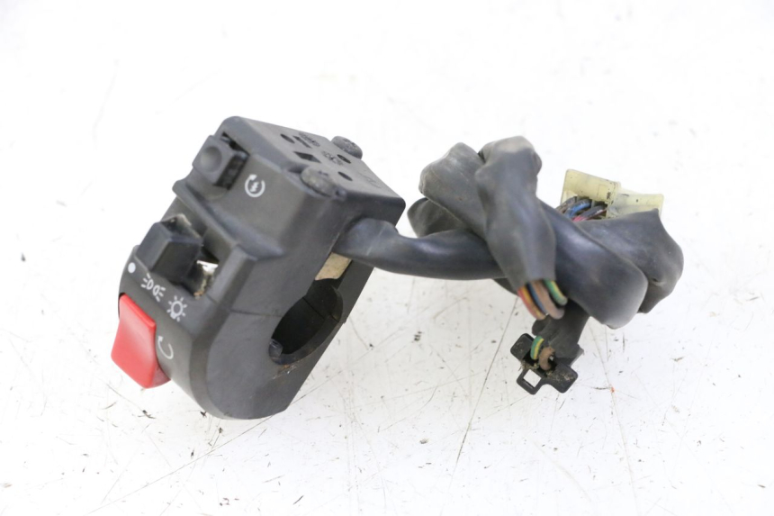 photo de RECHTS SCHALTER YAMAHA XJN DIVERSION 600 (2000 - 2003) - Zoom auf Gebrauchszustand