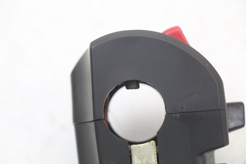 photo de RECHTS SCHALTER YAMAHA XJS DIVERSION 600 (1997 - 1999) - Gesamtansicht des Produkts