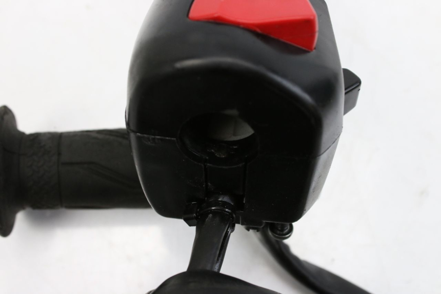 photo de RECHTS SCHALTER YAMAHA XP T-MAX TMAX ABS 530 (2012 - 2015) - Zoom auf Gebrauchszustand