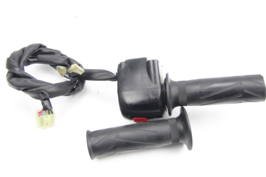 photo de RECHTS SCHALTER YAMAHA XP T-MAX TMAX 500 (2008 - 2012) - Detailansicht des Bauteils
