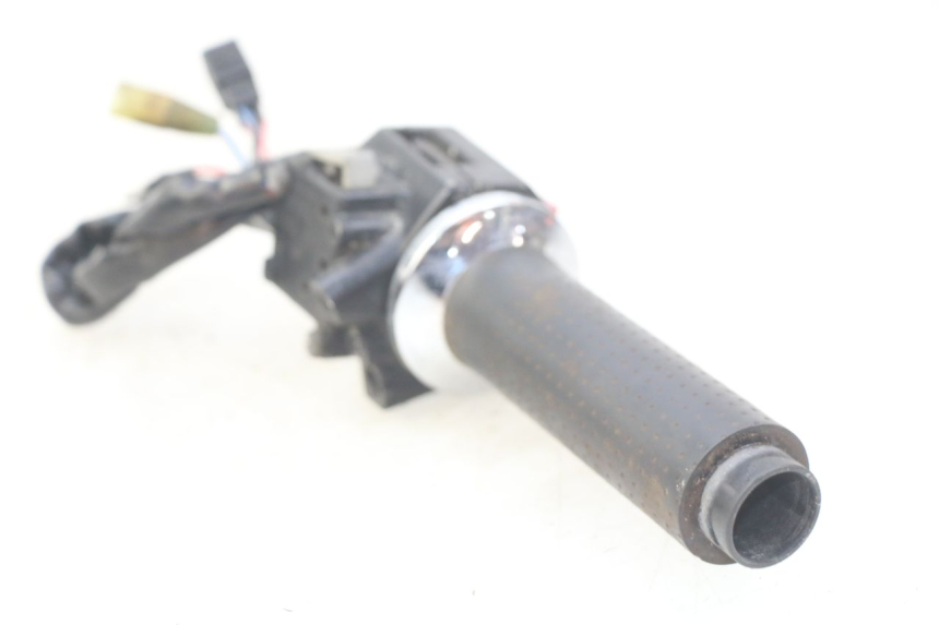 photo de RECHTS SCHALTER YAMAHA XV VIRAGO 750 (1984 - 1998) - Zoom auf Gebrauchszustand