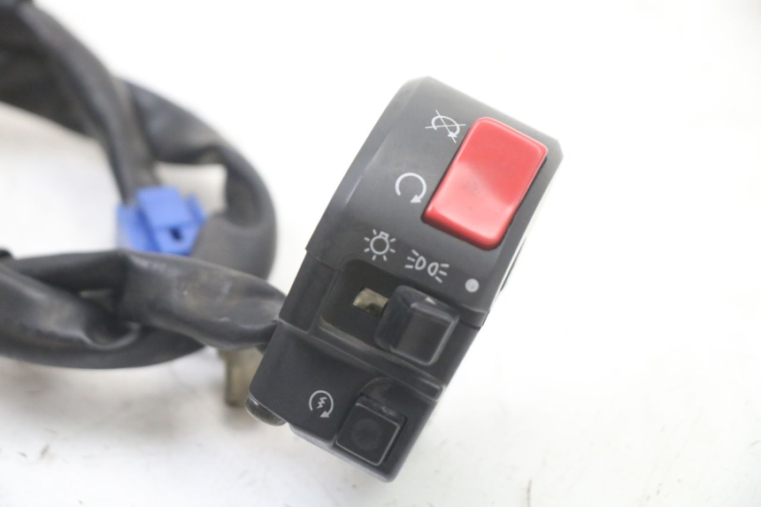 photo de RECHTER LENKERHEBEL YAMAHA FZS FAZER 600 (2001 - 2003) - Detailansicht des Bauteils