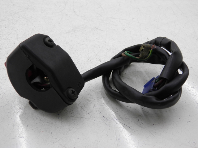 photo de RECHTS SCHALTER YAMAHA TDM 900 (2004 - 2006) - Technische Nahaufnahme