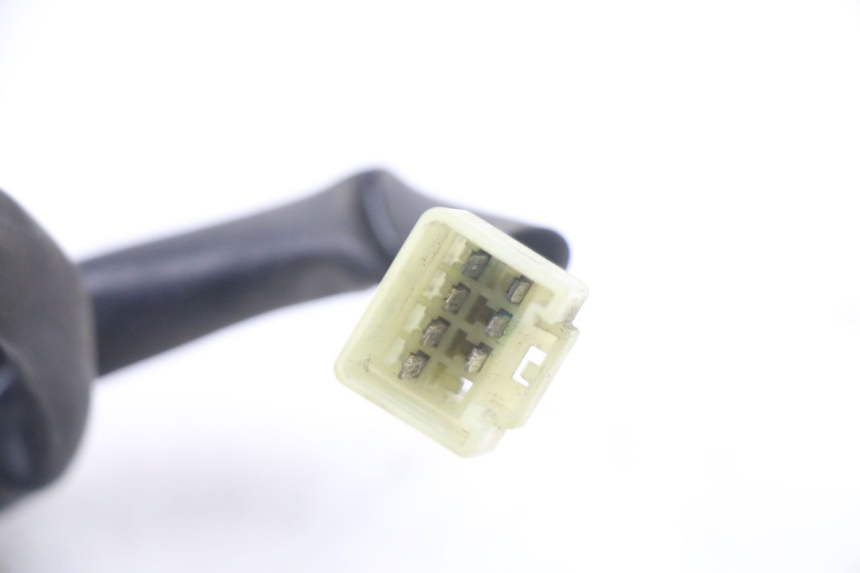 photo de RECHTS SCHALTER YAMAHA X-MAX XMAX ABS 250 (2010 - 2014) - Oberflächenzustand und Material