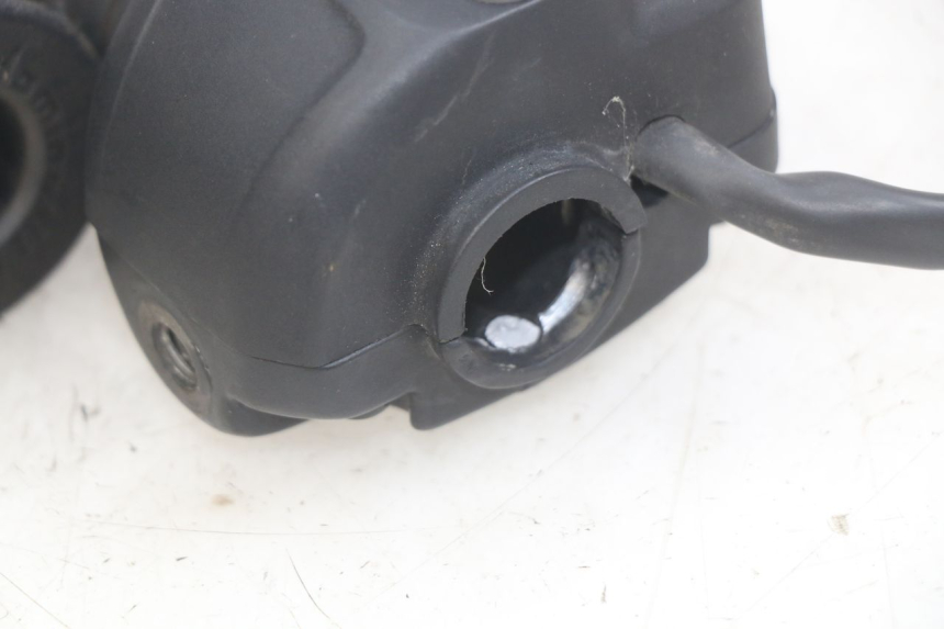 photo de RECHTER LENKERHEBEL YAMAHA YP MAJESTY 125 (1998 - 2001) - Alternative Perspektive