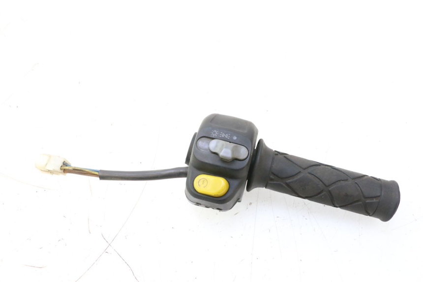 photo de RECHTER LENKERHEBEL YAMAHA YP MAJESTY 125 (1998 - 2001) - Hauptansicht