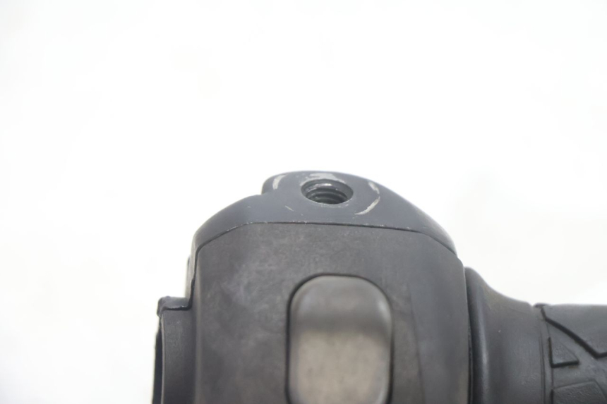 photo de RECHTER LENKERHEBEL YAMAHA YP MAJESTY 125 (2002 - 2006) - Technische Nahaufnahme