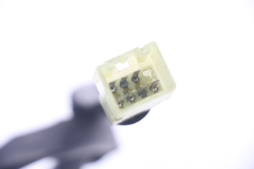 photo de RECHTS SCHALTER YAMAHA YP X-MAX XMAX 400 (2014 - 2017) - Oberflächenzustand und Material