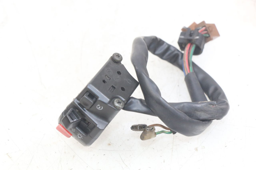 photo de RECHTER LENKERHEBEL YAMAHA YZF R THUNDERCAT 600 (1996 - 2003) - Technische Nahaufnahme