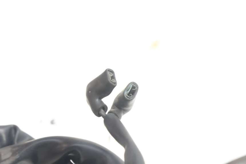 photo de RECHTS SCHALTER KAWASAKI ZZR 600 (1995 - 2004) - Details der Befestigungspunkte