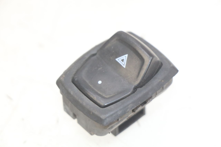 photo de BLINKER- UND WARNBLINKHEBEL PEUGEOT DJANGO 4T 50 (2014 - 2019) - Hauptansicht