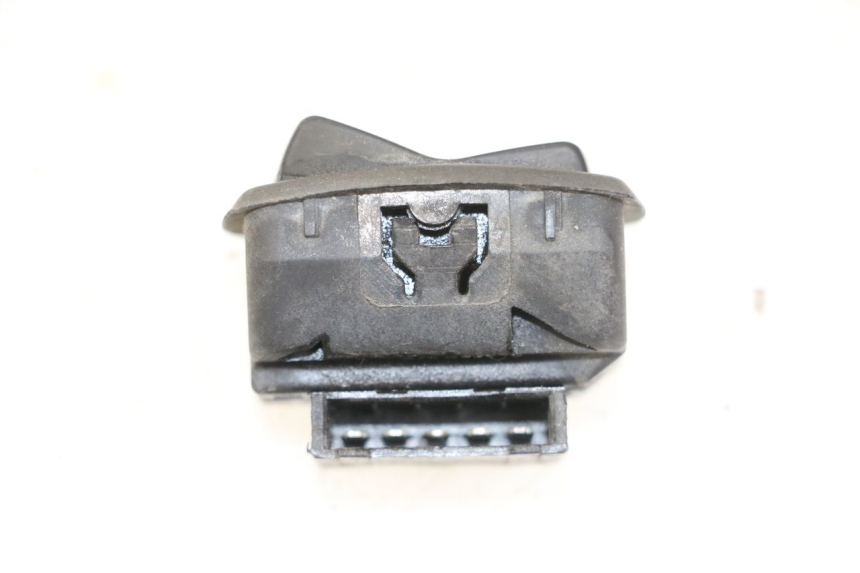 photo de WARNBLINKER SCHALTER PEUGEOT BELVILLE 125 (2017 - 2021) - Zoom auf Gebrauchszustand