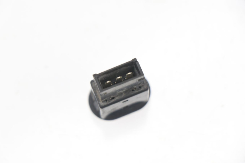 photo de WARNBLINKER SCHALTER PEUGEOT SUM UP 125 (2008 - 2013) - Detailansicht des Bauteils