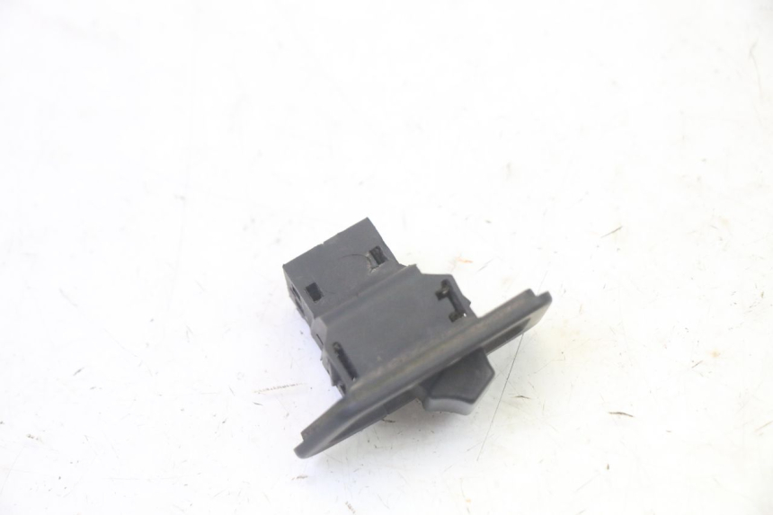 photo de BLINKER- UND WARNBLINKHEBEL YAMAHA X-MAX XMAX 250 (2006 - 2009) - Detailansicht des Bauteils