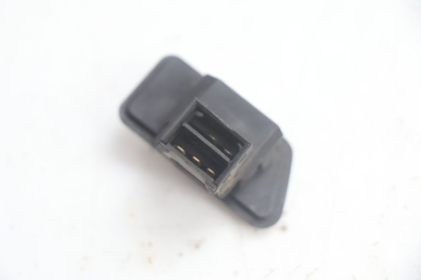photo de BLINKERHEBEL NOTAUSGANG YAMAHA XMAX X-MAX 125 (2006 - 2009) - Alternative Perspektive