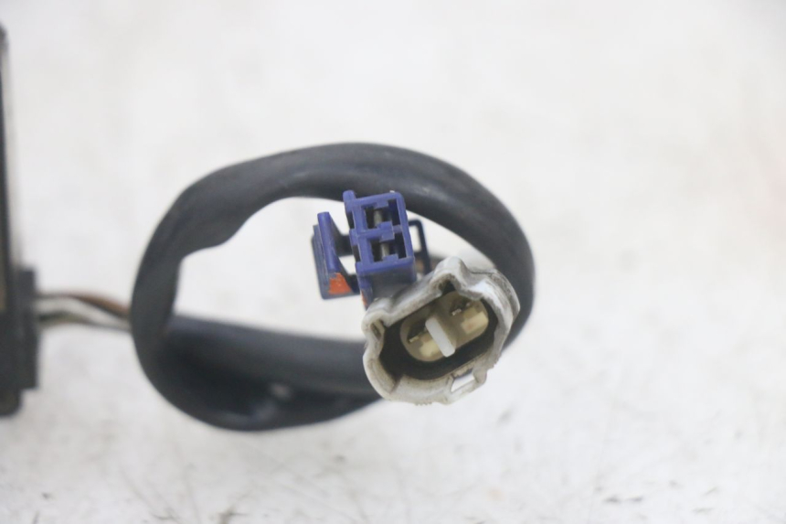 photo de SCHALTER YAMAHA FJR ABS 1300 (2006 - 2012) - Technische Nahaufnahme