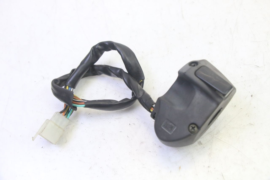 photo de LINKS SCHALTER ADIVA AD3 300 (2014 - 2020) - Alternative Perspektive