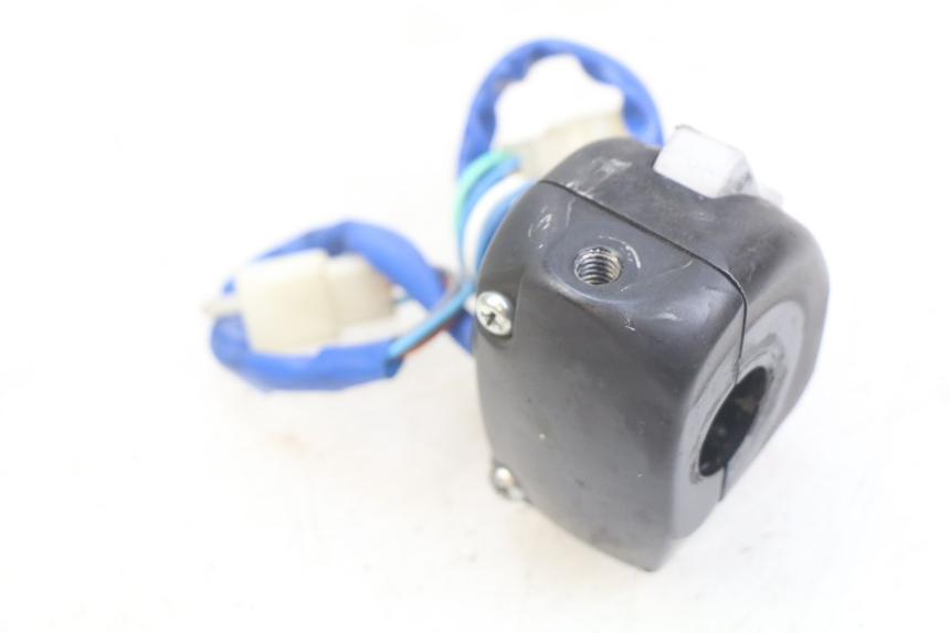 photo de LINKER LENKER KYMCO AGILITY 16+ 4T 50 (2018 - 2023) - Details der Befestigungspunkte