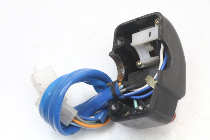 photo de LINKS SCHALTER KYMCO AGILITY PREMIUM 50 (2007 - 2010) - Technische Nahaufnahme