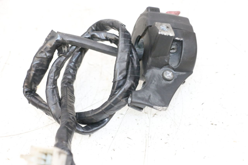 photo de LINKS SCHALTER MBK BOOSTER SPIRIT NAKED 50 (2004 - 2017) - Oberflächenzustand und Material