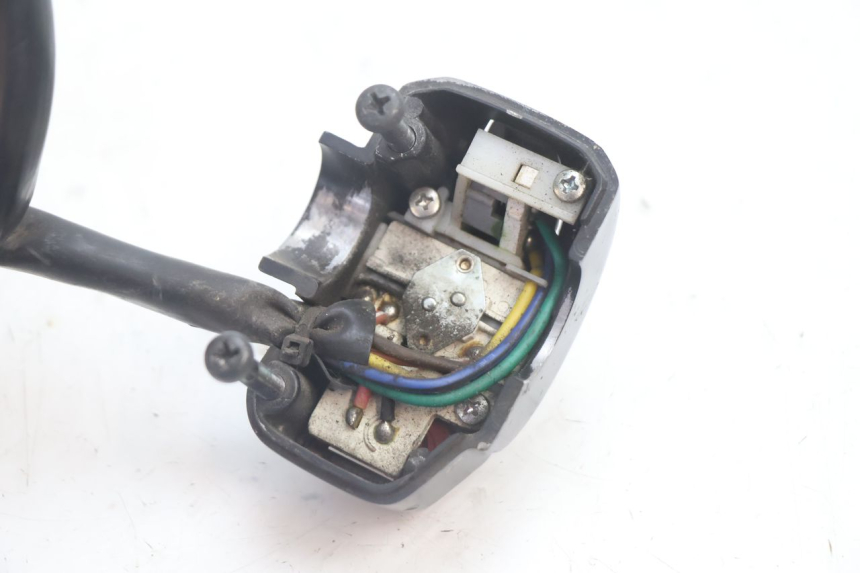 photo de LINKER LENKER YAMAHA BW'S BWS 125 (2010 - 2013) - Technische Nahaufnahme