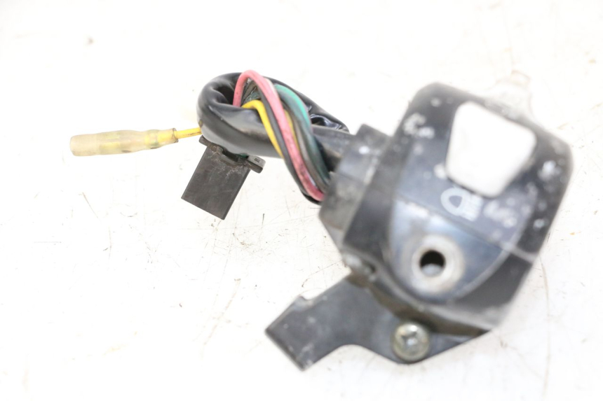 photo de LINKS SCHALTER YAMAHA BW'S 100 (1999 - 2002) - Details der Befestigungspunkte