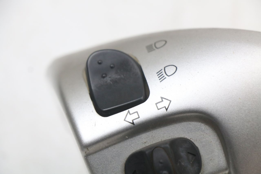 photo de LINKER LENKER YAMAHA CYGNUS X 125 (2004 - 2007) - Detailansicht des Bauteils