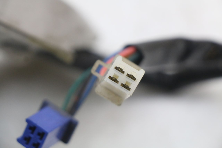 photo de LINKER LENKER YAMAHA CYGNUS X 125 (2004 - 2007) - Details der Befestigungspunkte