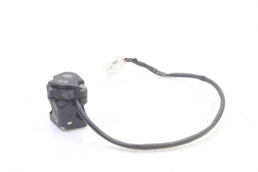 photo de LINKS SCHALTER DERBI SENDA SM DRD X-TREME 50 (2011 - 2017) - Hauptansicht